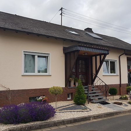 Ferienwohnung Hedi Mertloch ภายนอก รูปภาพ